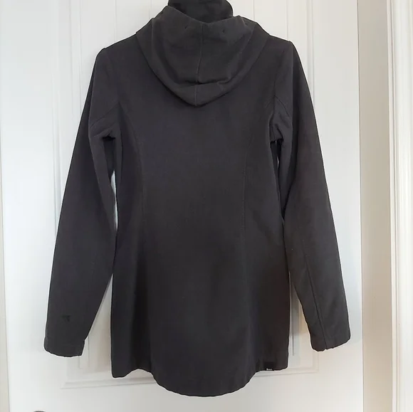 🆕️Bench Coat - Picture 3 of 10